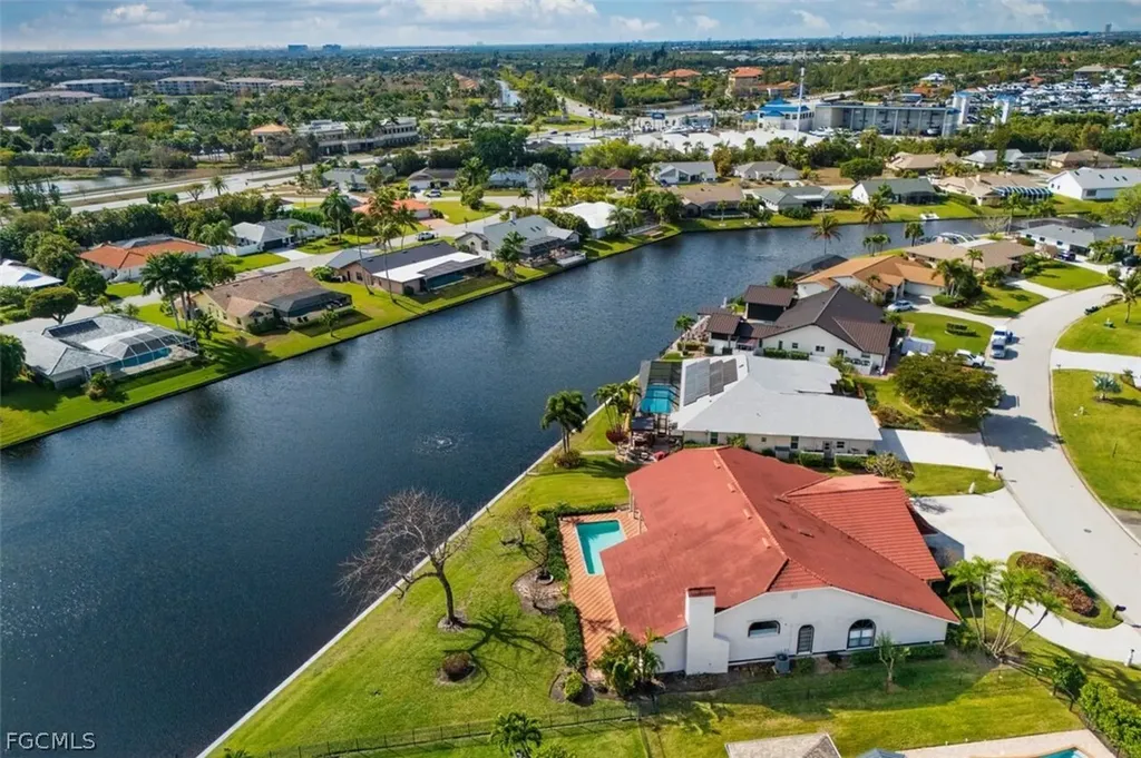 6896 Erin Marie Court Fort Myers FL 33919