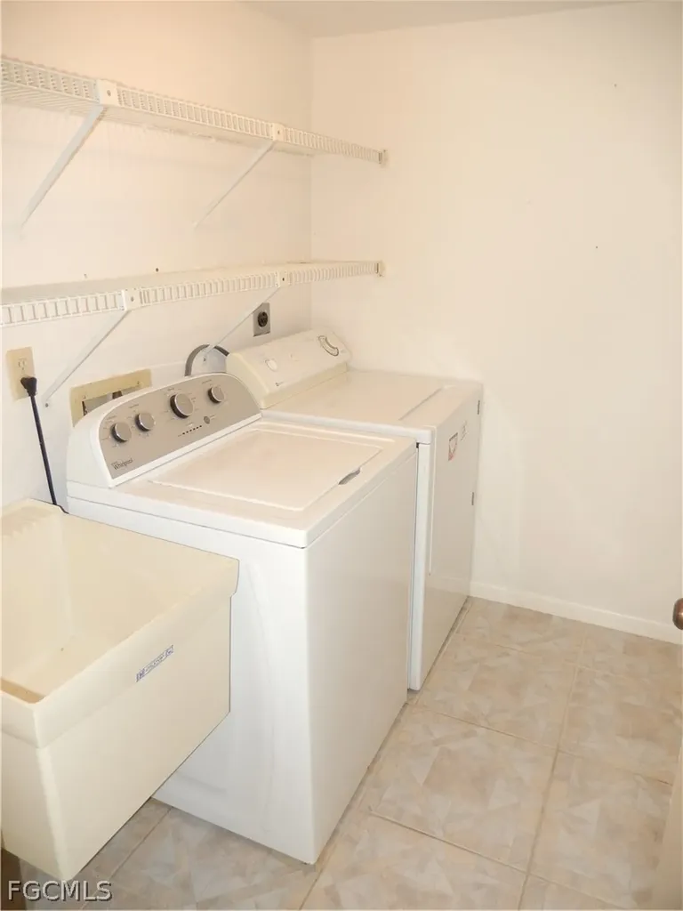 7119 Lakeridge View Court Fort Myers FL 33907