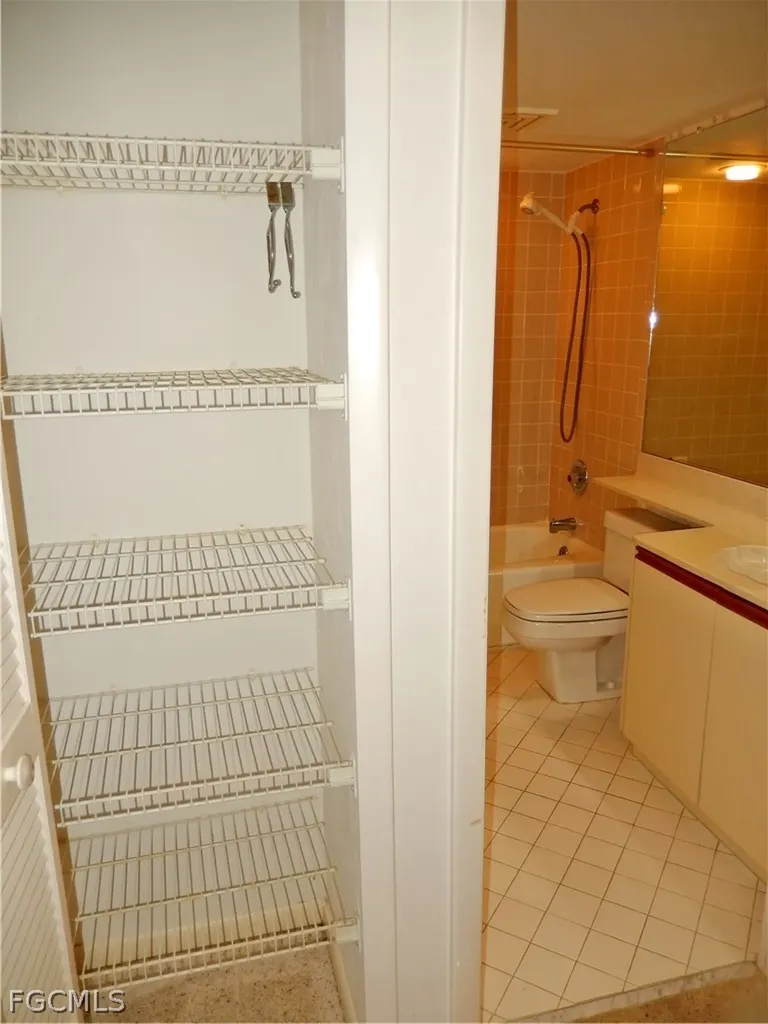 7119 Lakeridge View Court Fort Myers FL 33907