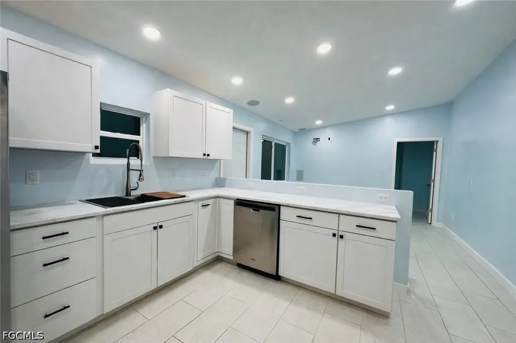 149 Hibiscus Drive Fort Myers Beach FL 33931