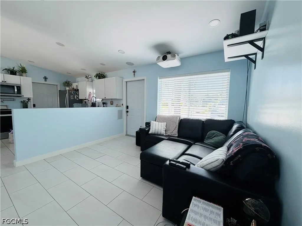 149 Hibiscus Drive Fort Myers Beach FL 33931