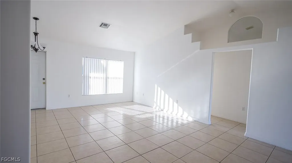 2419 NE 23rd Avenue Cape Coral FL 33909