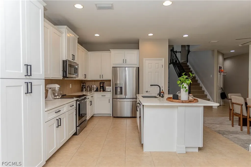 2419 Ashbury Circle Cape Coral FL 33991