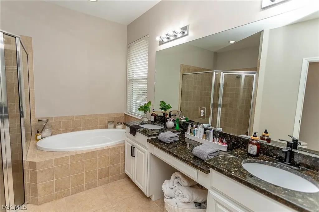 2419 Ashbury Circle Cape Coral FL 33991