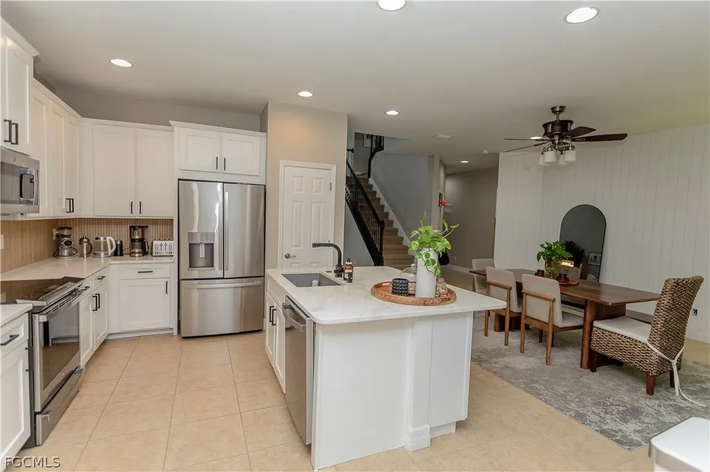 2419 Ashbury Circle Cape Coral FL 33991