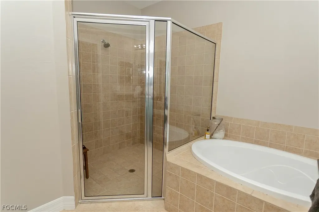 2419 Ashbury Circle Cape Coral FL 33991