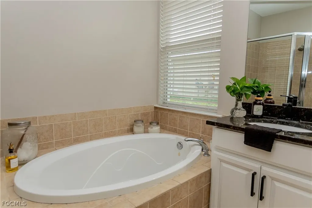 2419 Ashbury Circle Cape Coral FL 33991