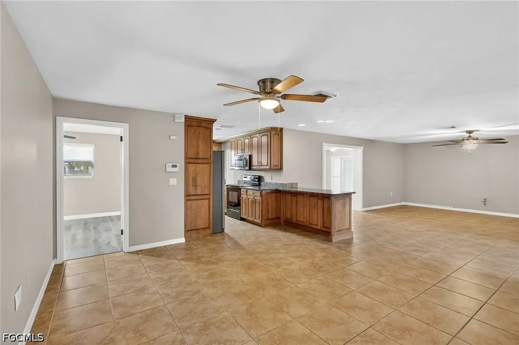 2436 Ephraim Avenue Fort Myers FL 33907