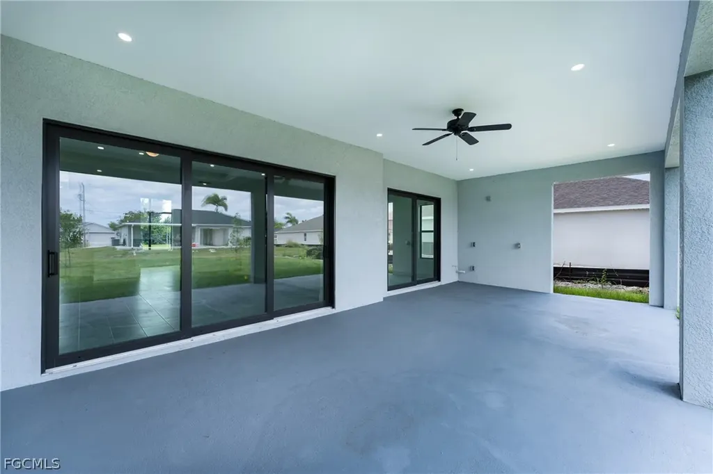 1625 SW 4th Street Cape Coral FL 33991