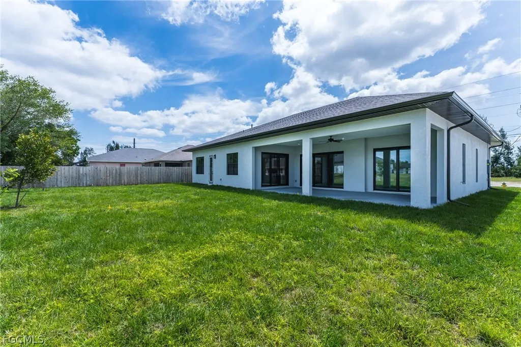 1625 SW 4th Street Cape Coral FL 33991