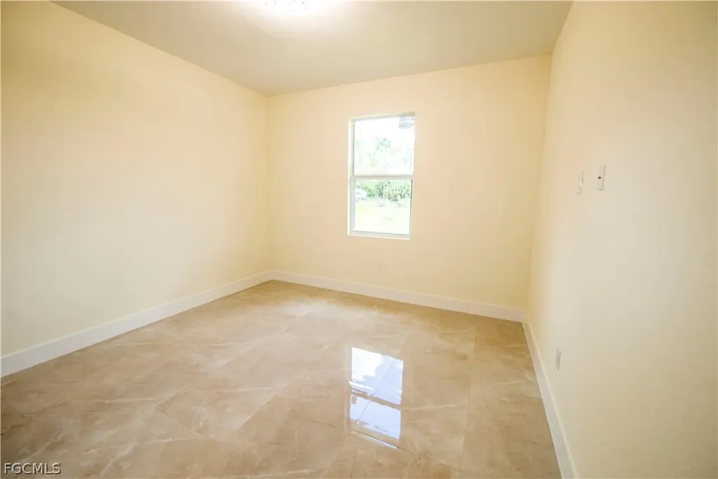 3407 E 5th Street Lehigh Acres FL 33972