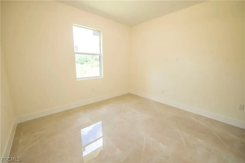 3407 E 5th Street Lehigh Acres FL 33972