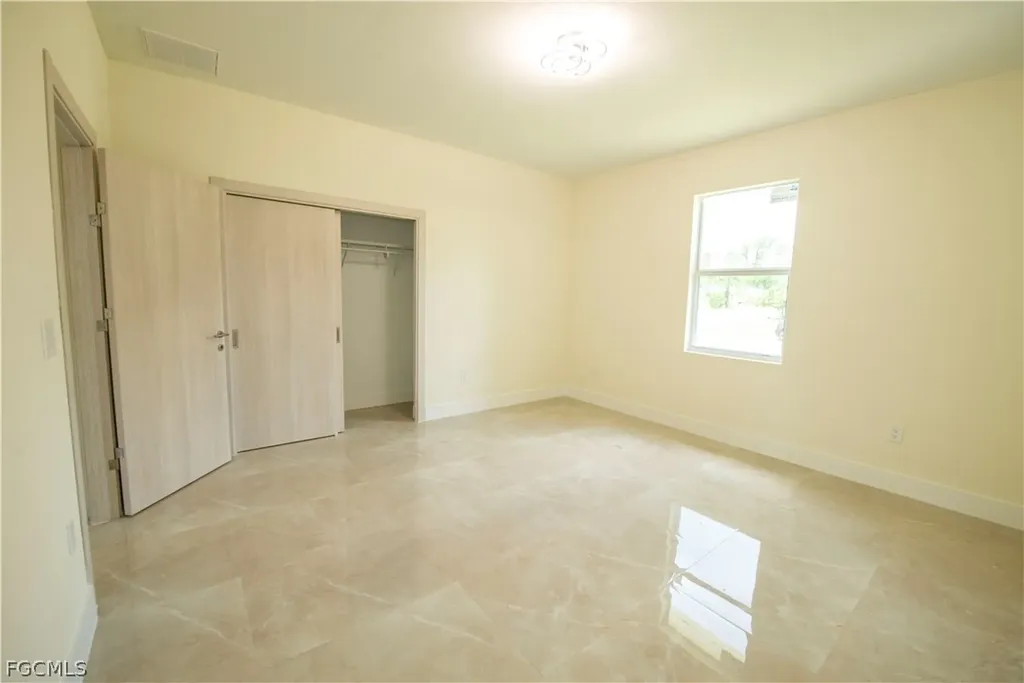 3407 E 5th Street Lehigh Acres FL 33972