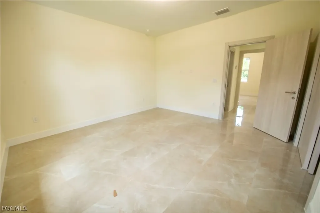 3407 E 5th Street Lehigh Acres FL 33972