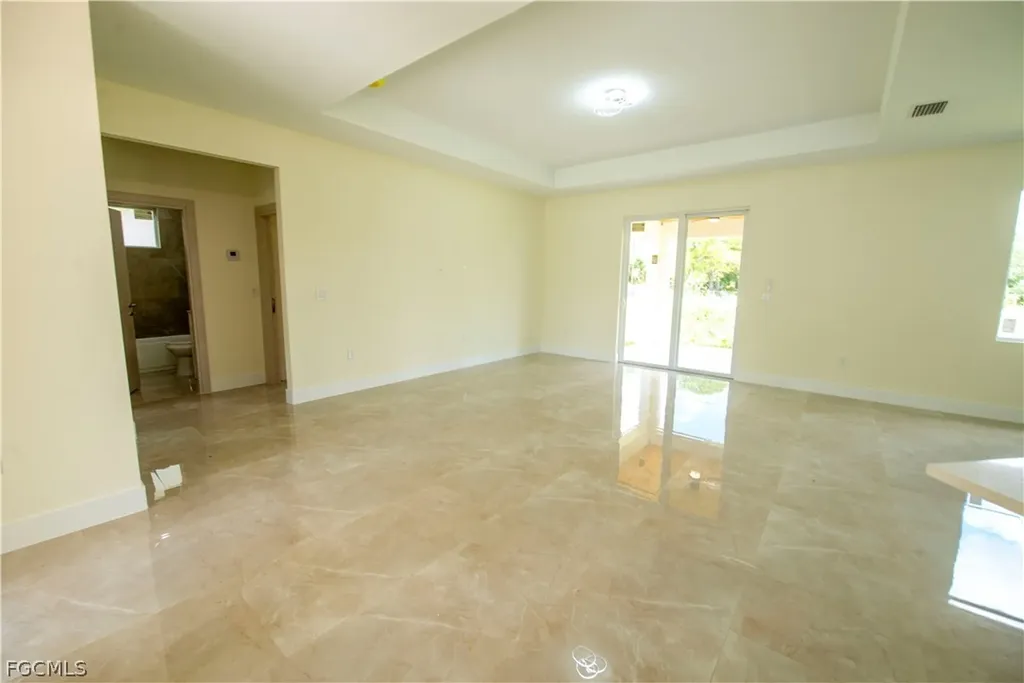 3407 E 5th Street Lehigh Acres FL 33972