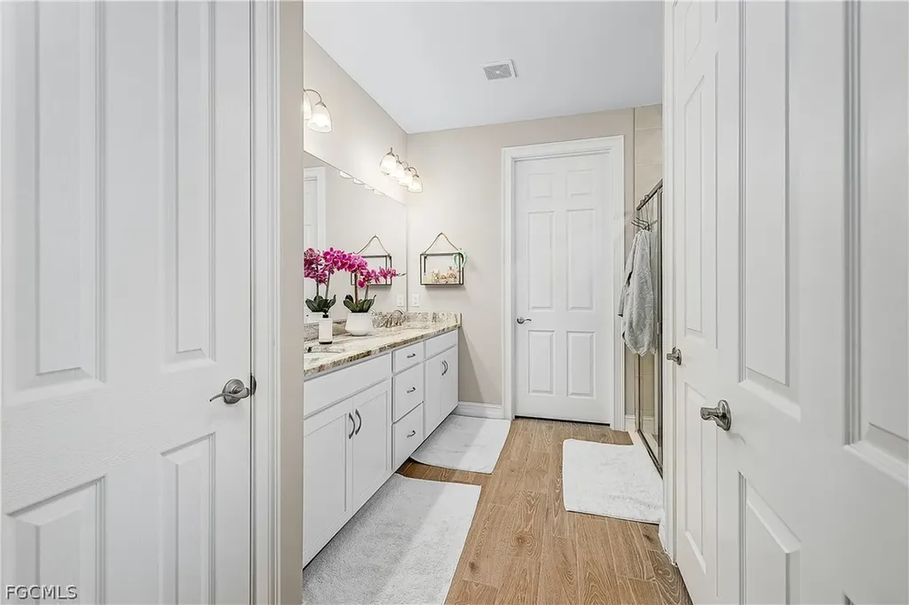316 Spring Hill Lake Loop Cape Coral FL 33993