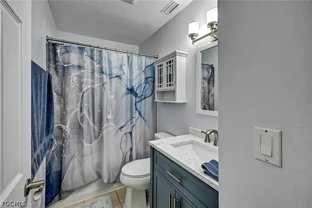 1942 NE 15th Street Cape Coral FL 33909