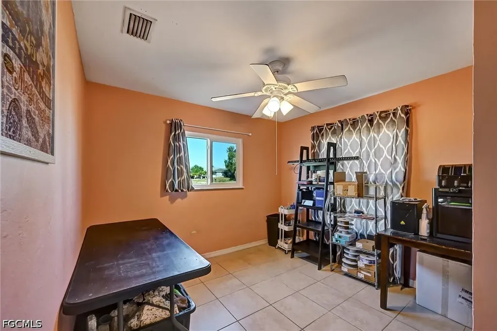 1942 NE 15th Street Cape Coral FL 33909