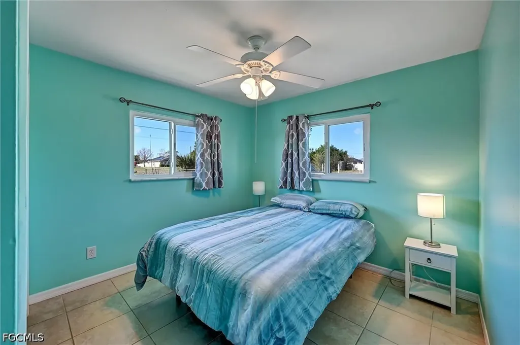 1942 NE 15th Street Cape Coral FL 33909