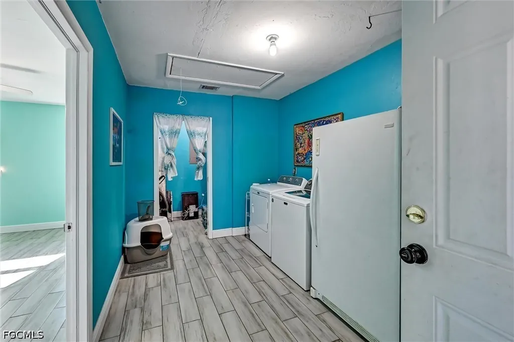 1942 NE 15th Street Cape Coral FL 33909