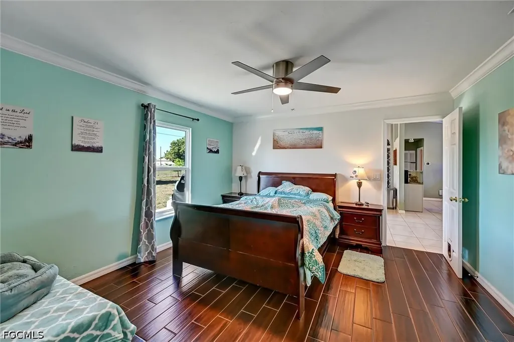 1942 NE 15th Street Cape Coral FL 33909