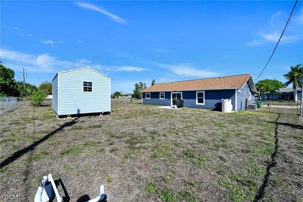 1942 NE 15th Street Cape Coral FL 33909