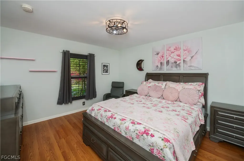 2600 NW 3rd Avenue Cape Coral FL 33993