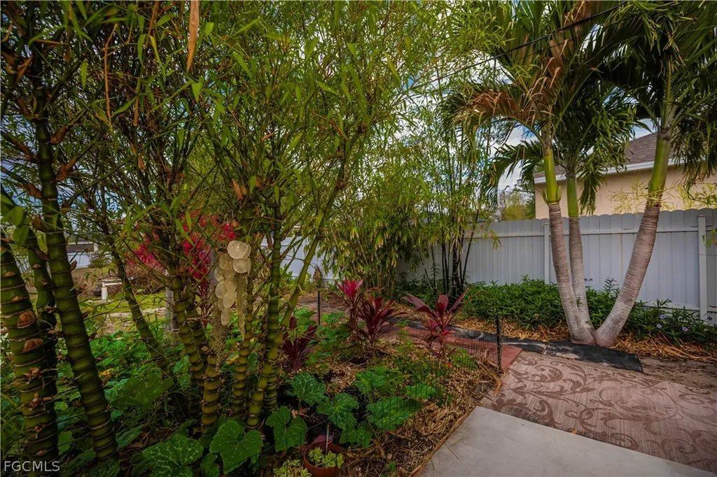 2600 NW 3rd Avenue Cape Coral FL 33993