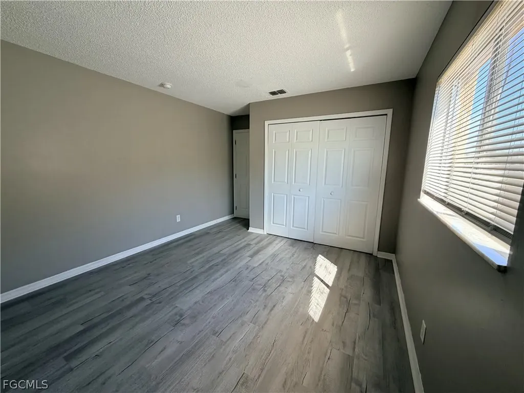 823 Gleason Parkway Cape Coral FL 33914