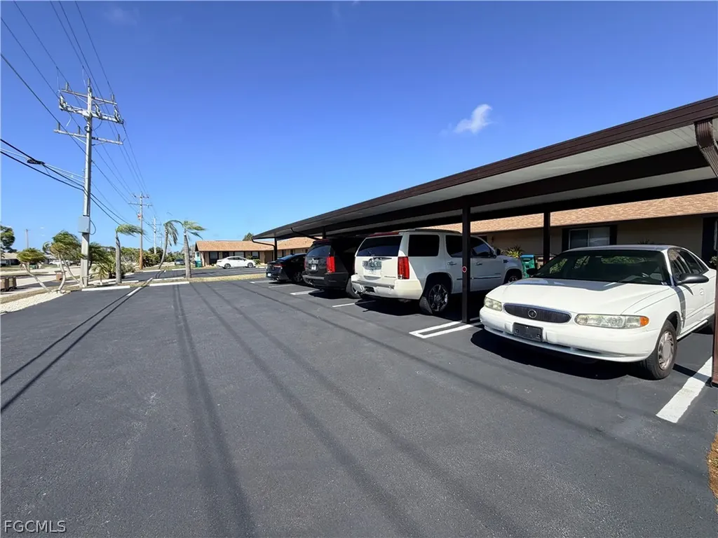 823 Gleason Parkway Cape Coral FL 33914