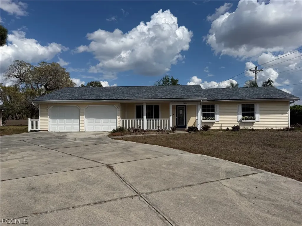 5481 Burnham Court North Fort Myers FL 33903