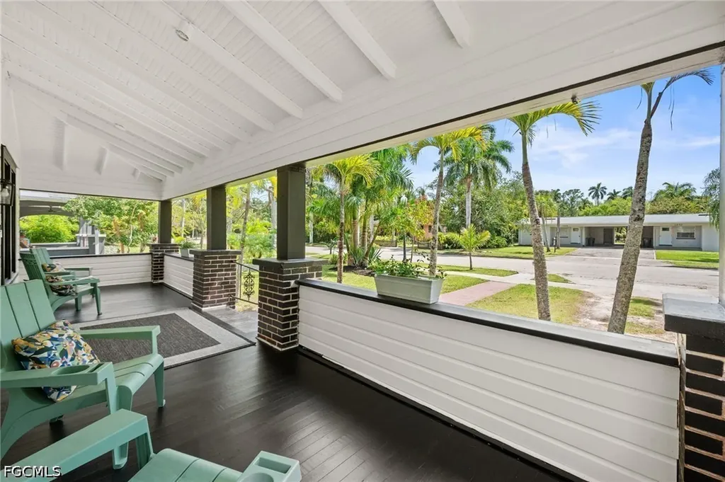 2647 Michigan Avenue Fort Myers FL 33916