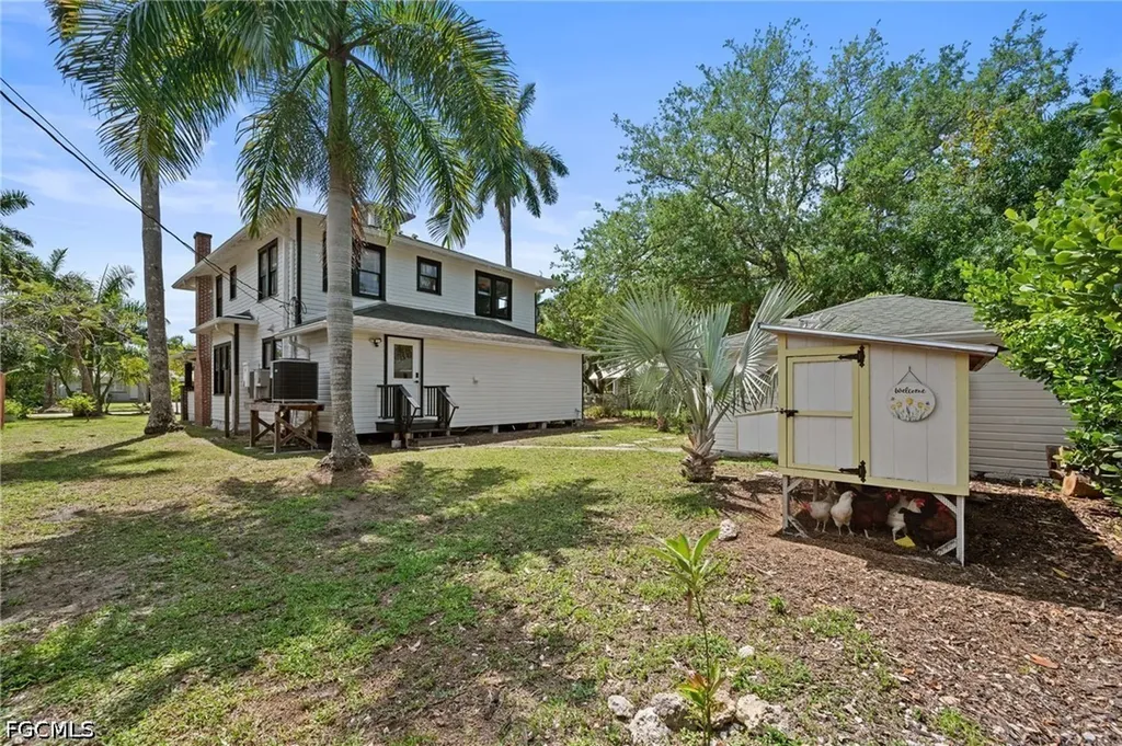 2647 Michigan Avenue Fort Myers FL 33916
