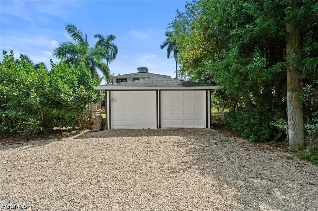 2647 Michigan Avenue Fort Myers FL 33916
