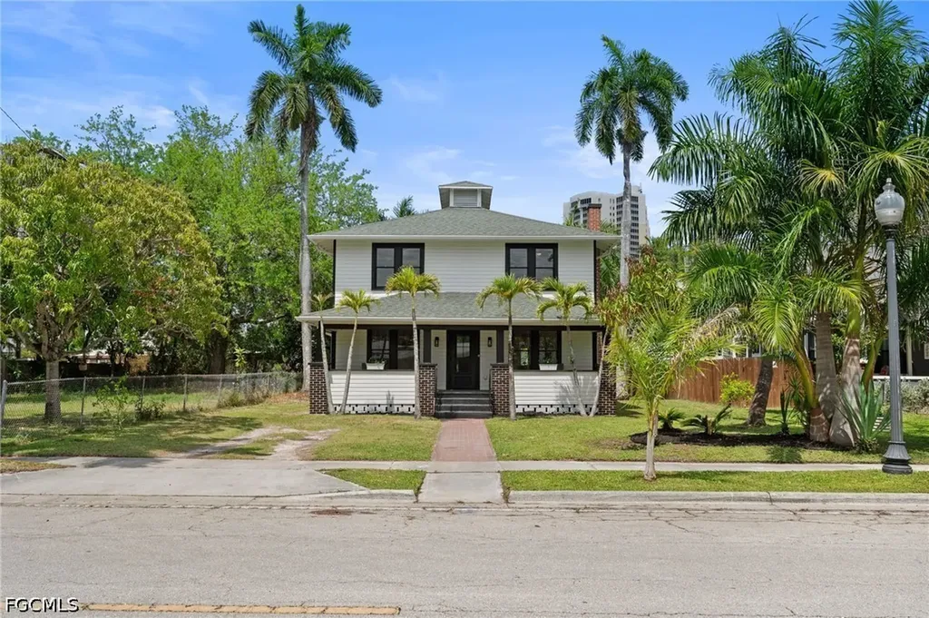 2647 Michigan Avenue Fort Myers FL 33916