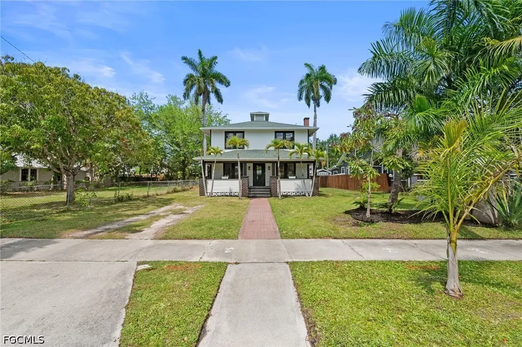 2647 Michigan Avenue Fort Myers FL 33916