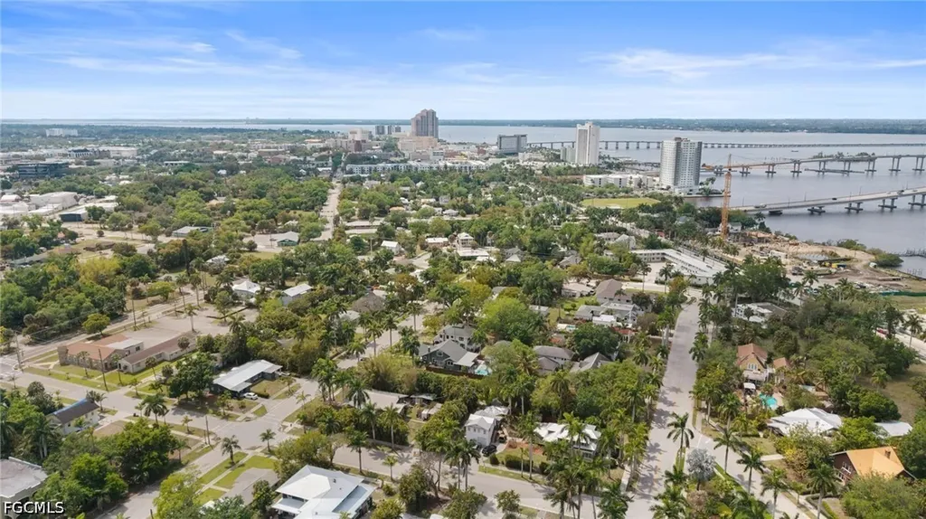 2647 Michigan Avenue Fort Myers FL 33916