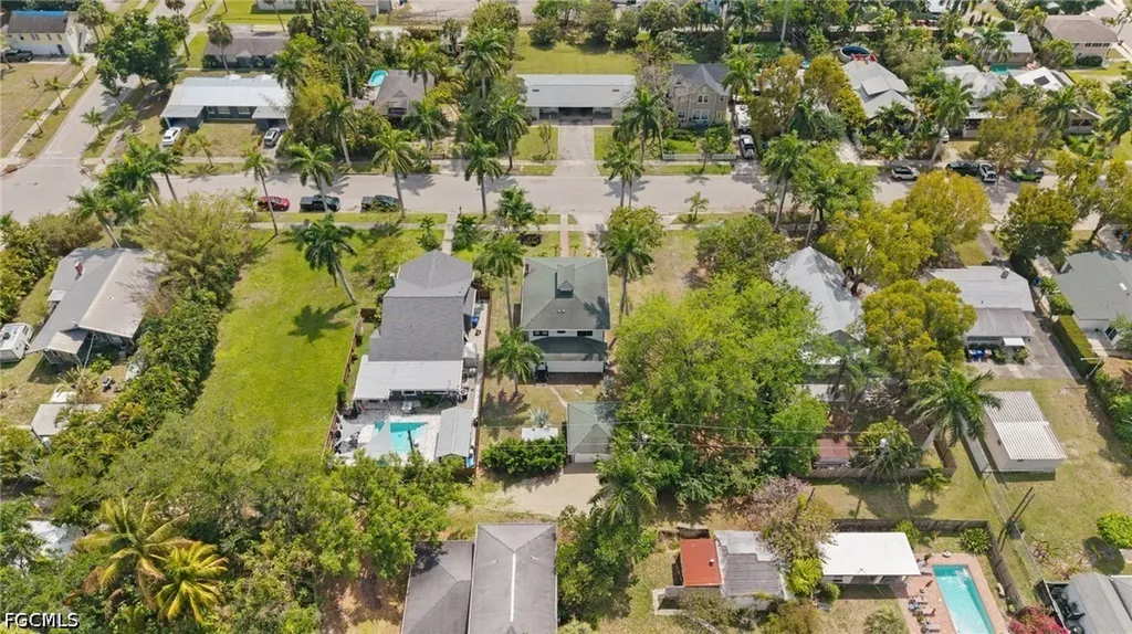 2647 Michigan Avenue Fort Myers FL 33916