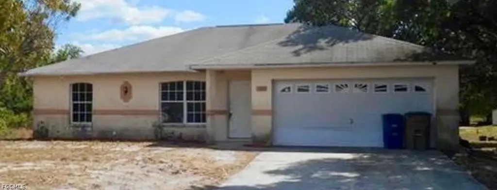 1094 Alabama Road S Lehigh Acres FL 33974
