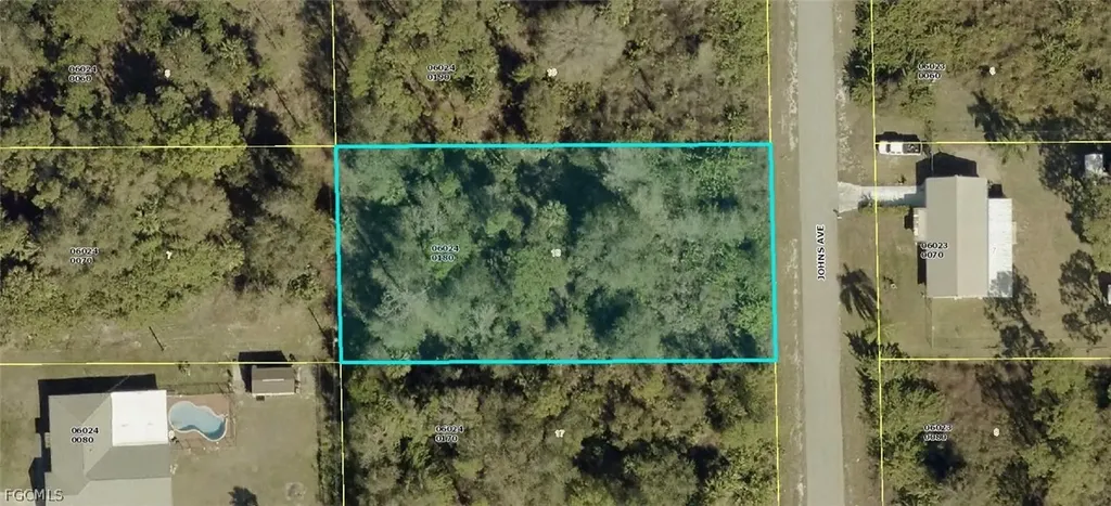 511 Johns Avenue Lehigh Acres FL 33972