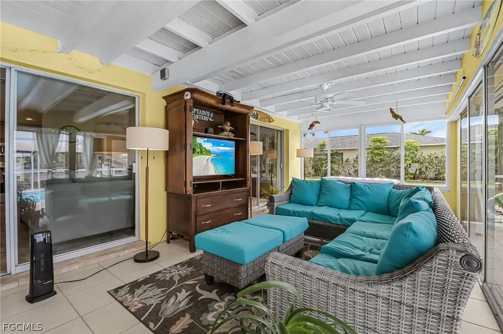 4814 SW 1st Court Cape Coral FL 33914