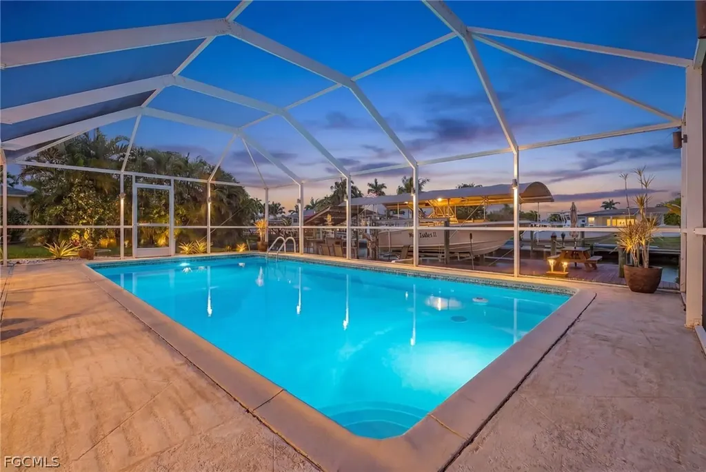 4814 SW 1st Court Cape Coral FL 33914
