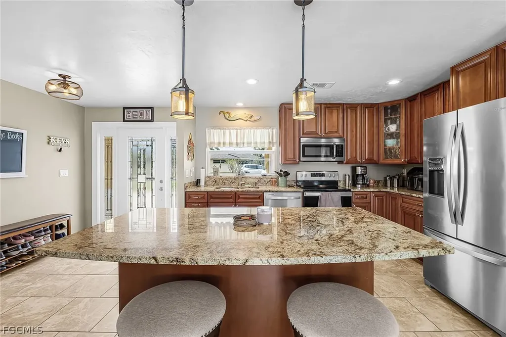 4814 SW 1st Court Cape Coral FL 33914