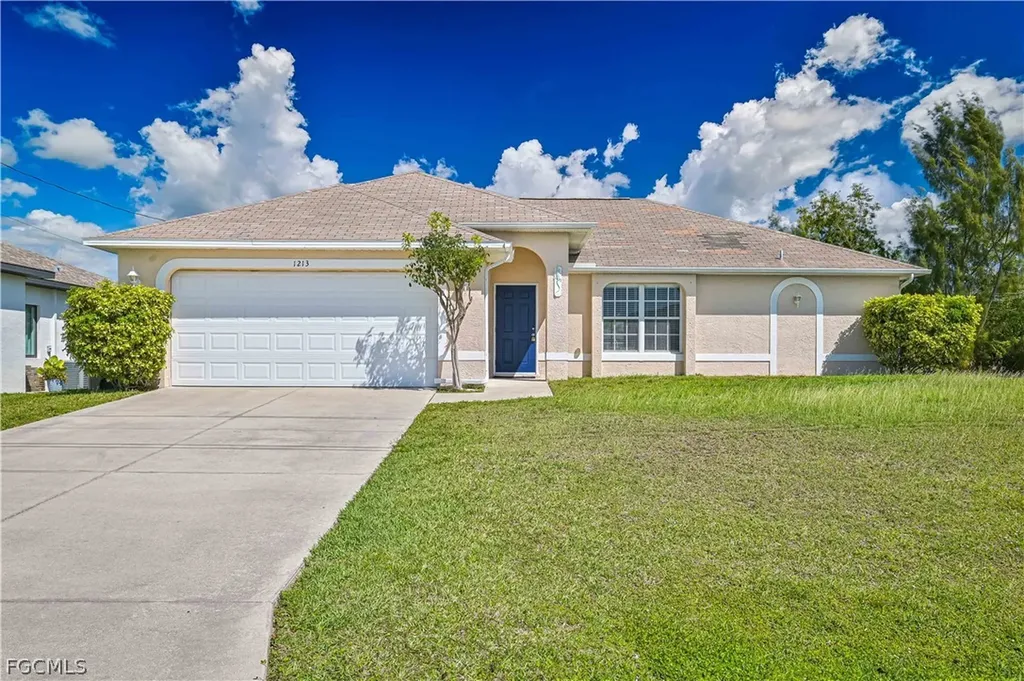 1213 SW 15th Terrace Cape Coral FL 33991