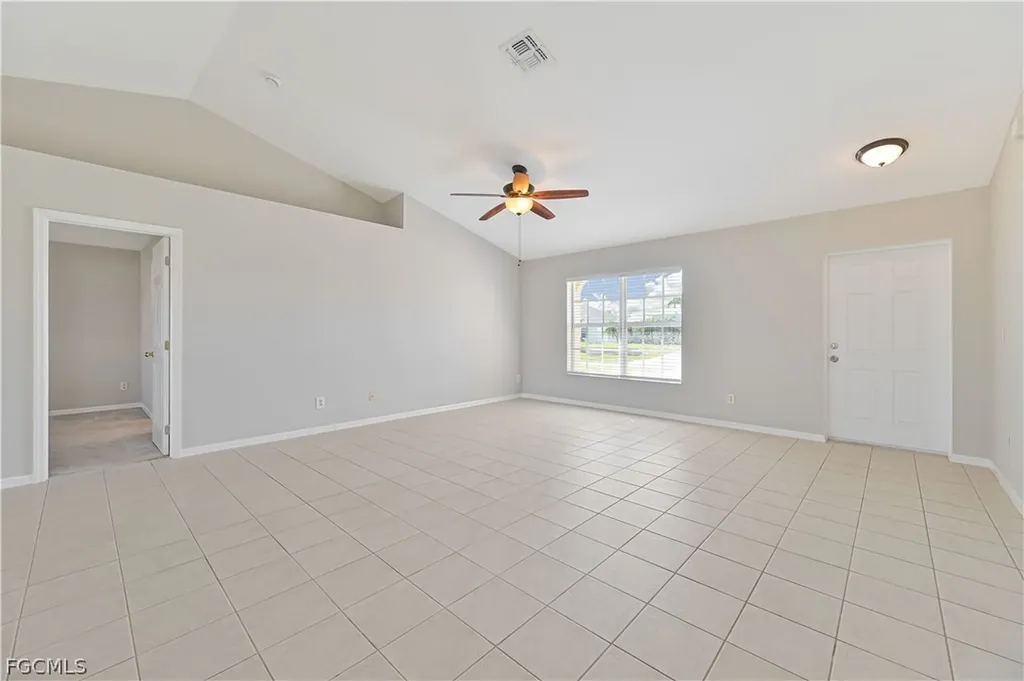 1213 SW 15th Terrace Cape Coral FL 33991