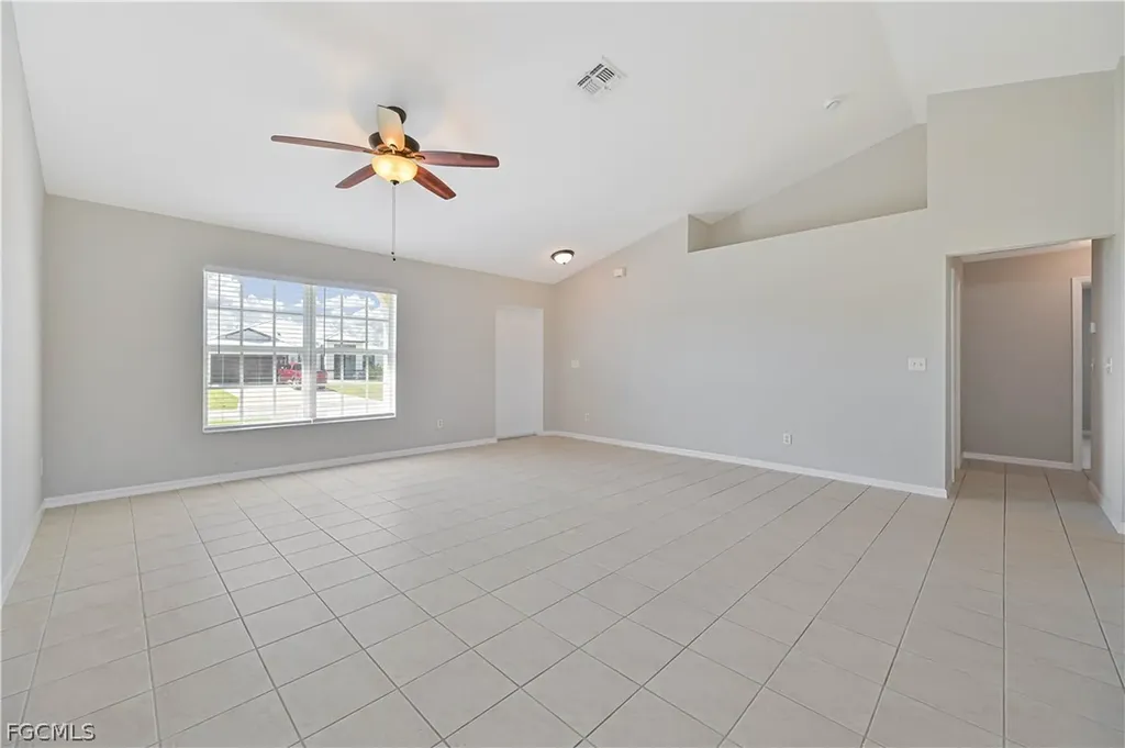 1213 SW 15th Terrace Cape Coral FL 33991