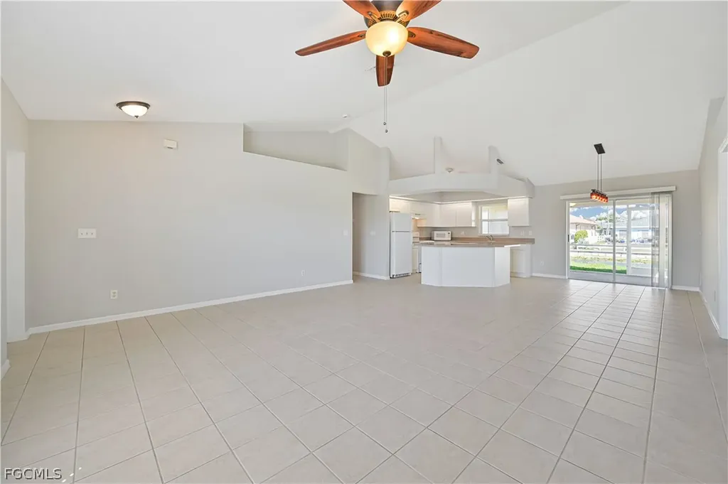 1213 SW 15th Terrace Cape Coral FL 33991