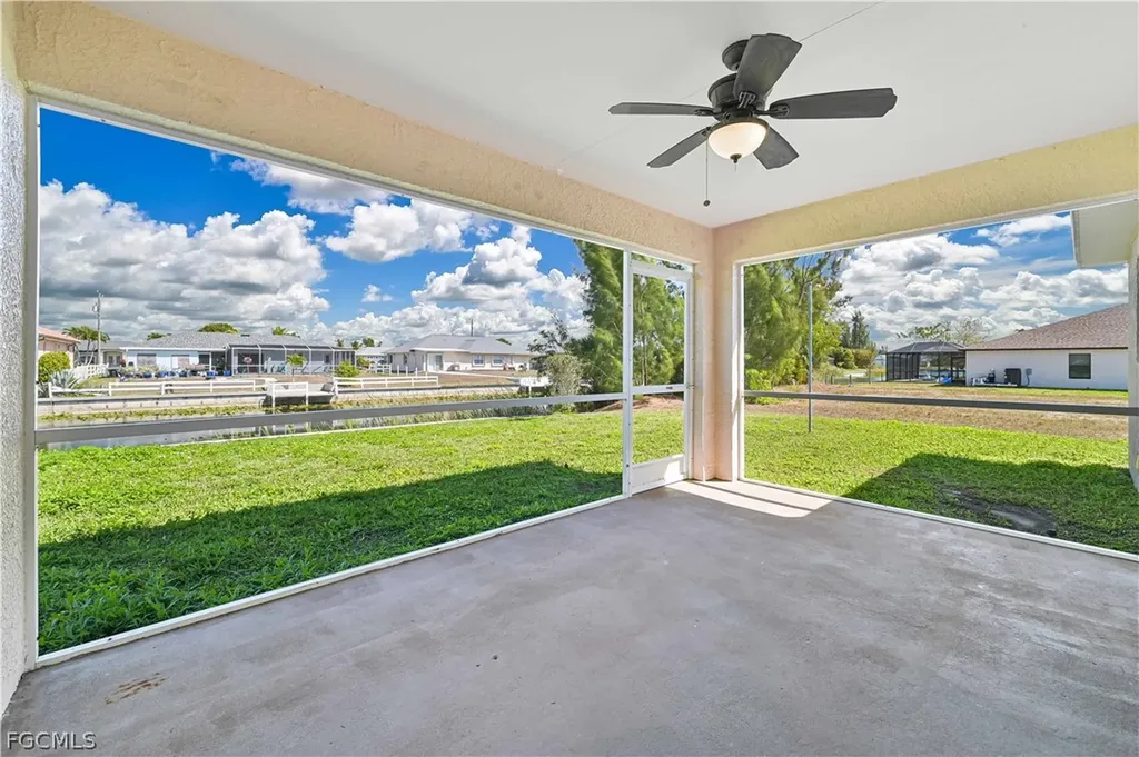 1213 SW 15th Terrace Cape Coral FL 33991