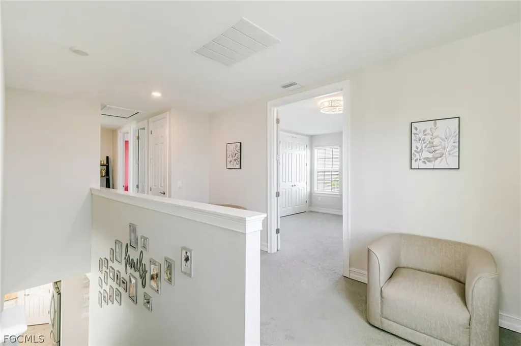 202 Spring Hill Lake Loop Cape Coral FL 33993