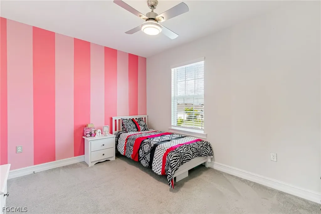 202 Spring Hill Lake Loop Cape Coral FL 33993